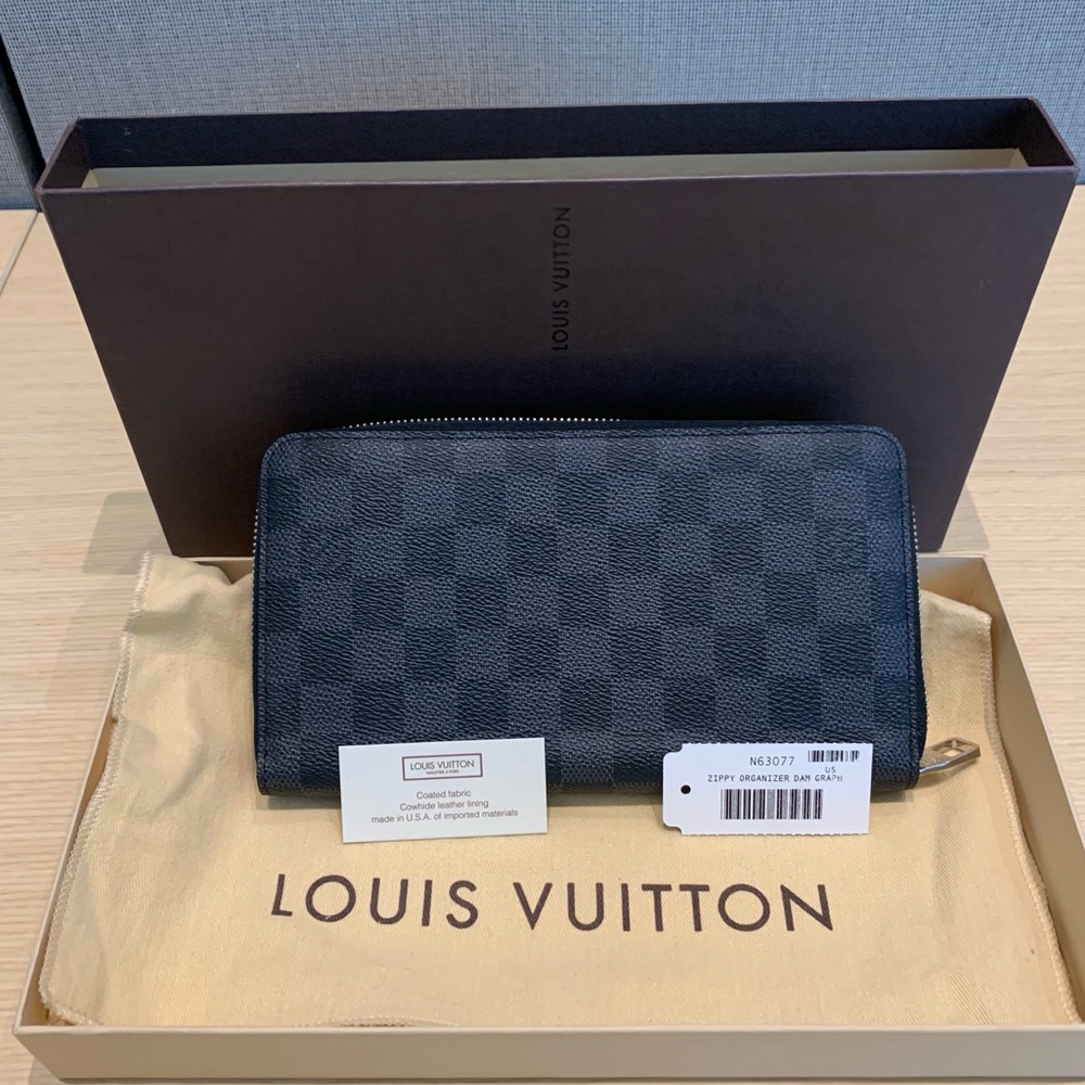 Louis Vuitton Wallet Zippy Organizer